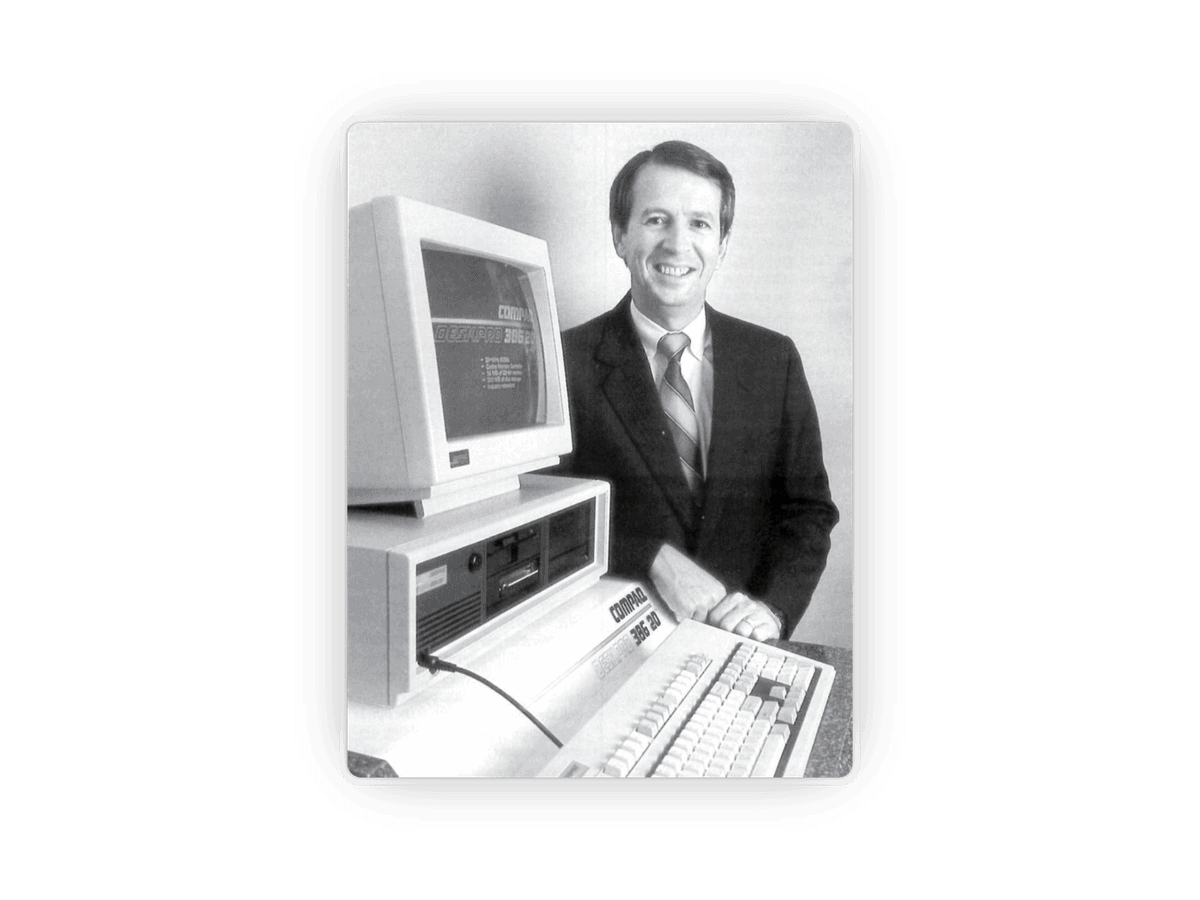 Canion with a Deskpro 386. Source: Compaq/Internet Archive.